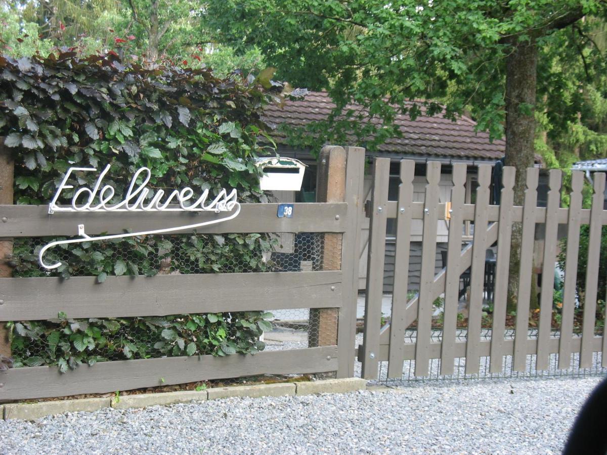 Durbuy Kleine Familiechalet Edelweiss 4 A 5 Pers Экстерьер фото