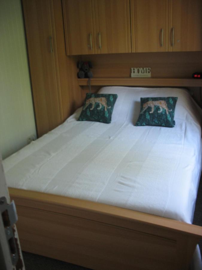 Durbuy Kleine Familiechalet Edelweiss 4 A 5 Pers Экстерьер фото